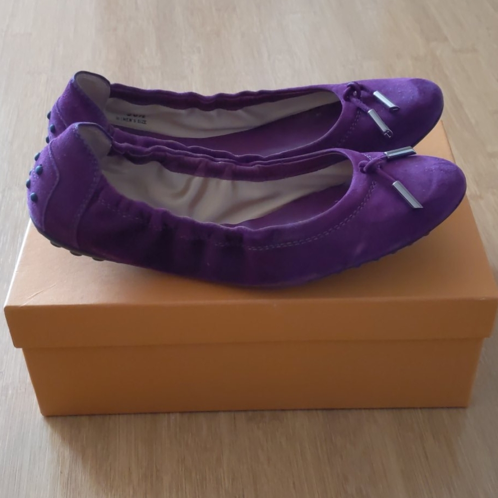 Tod's purple suede ballerina flats